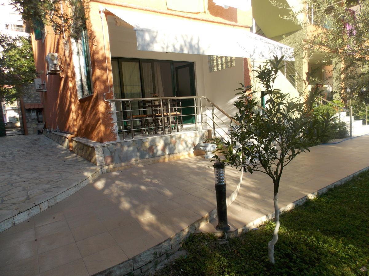 Elvin Apartament